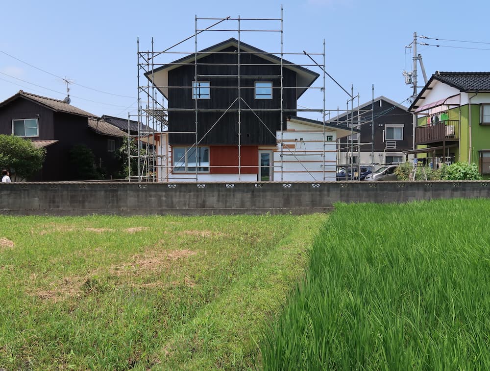 『天龍焼杉』手間暇かけていえづくり。