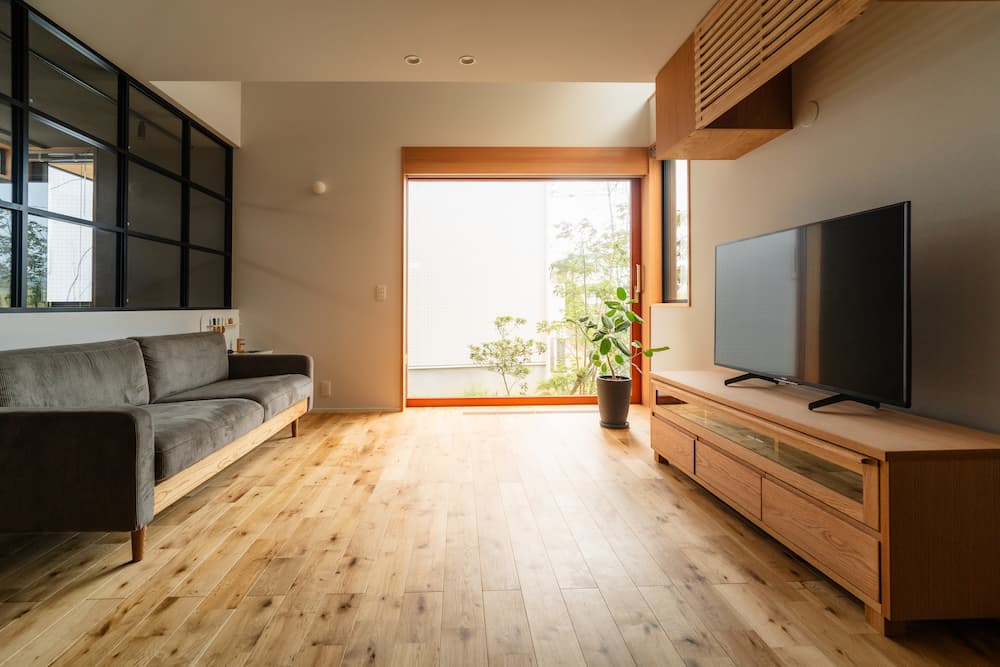 河川敷に抜ける家。1